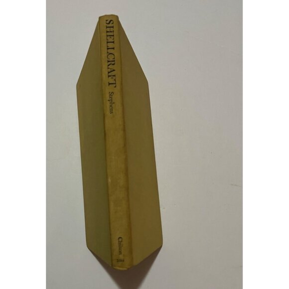 Shellcraft By Cleo M. Stephens 1974 Hardcover Chilton Book Company - Picture 1 of 5